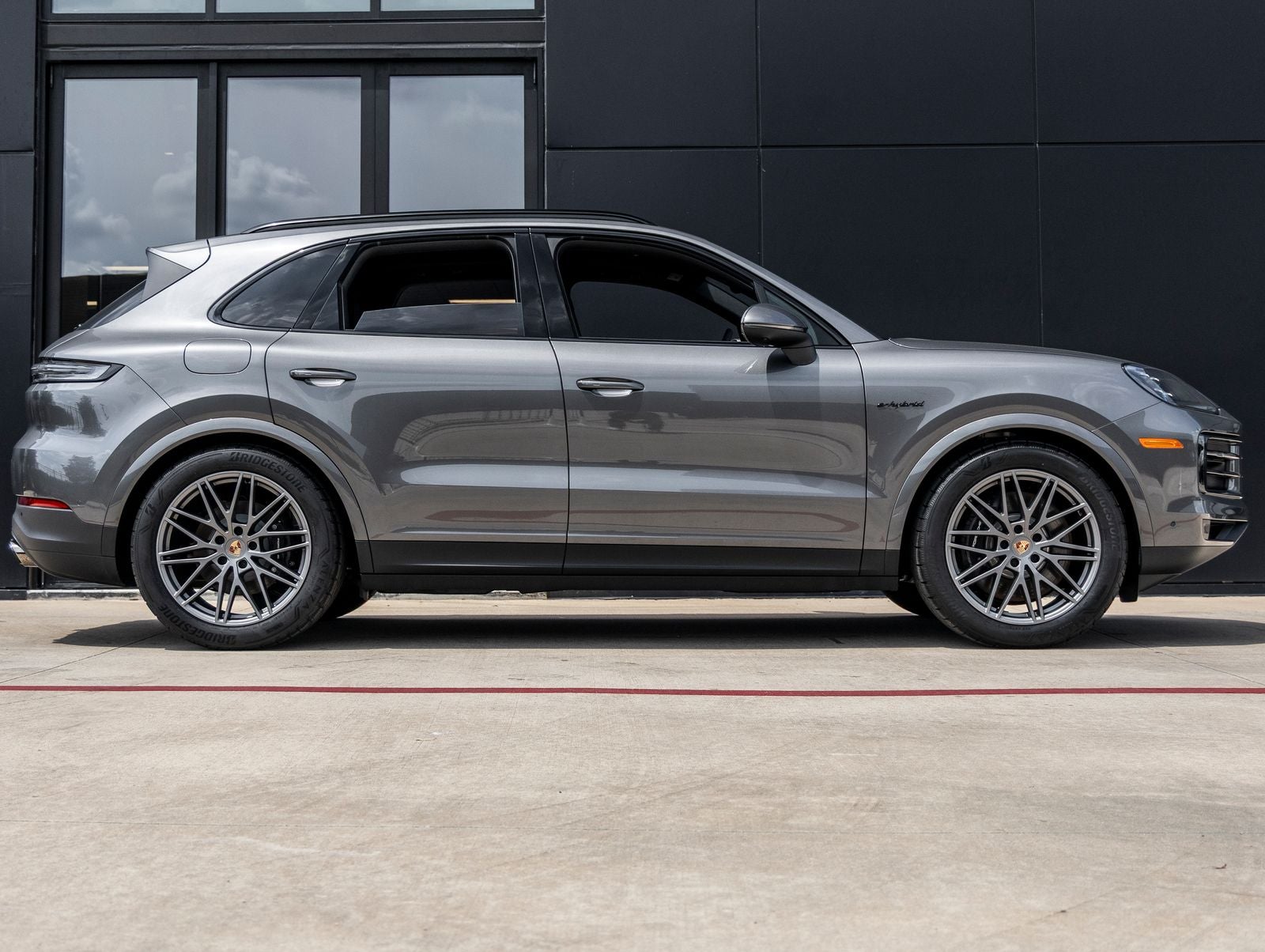 2025 Porsche Cayenne E-Hybrid