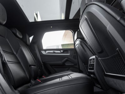 2024 Porsche Cayenne E-Hybrid Base
