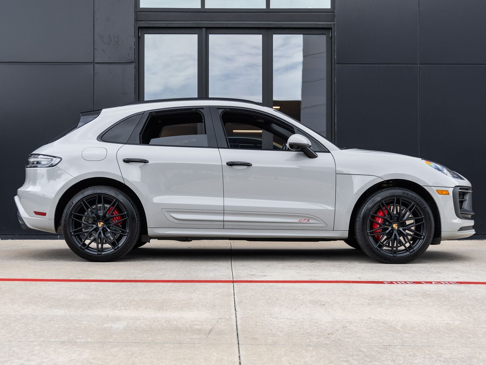 2023 Porsche Macan GTS