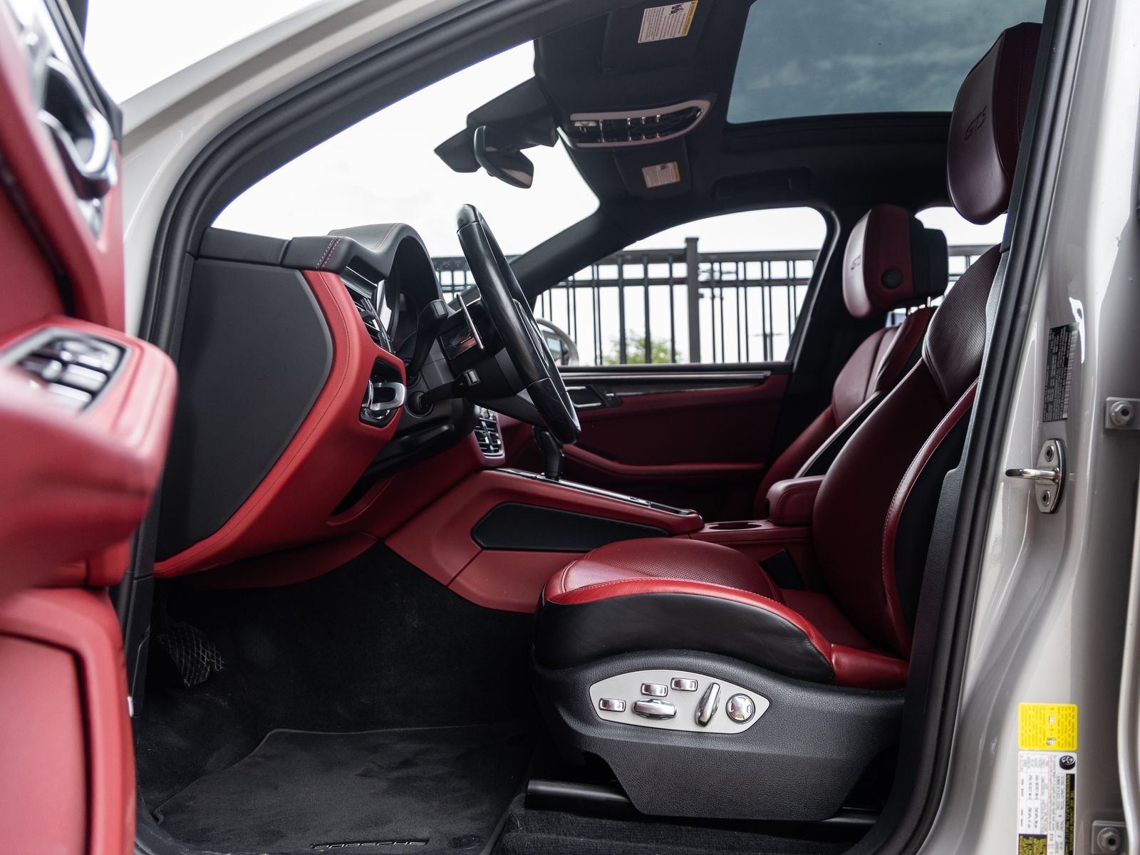2023 Porsche Macan GTS