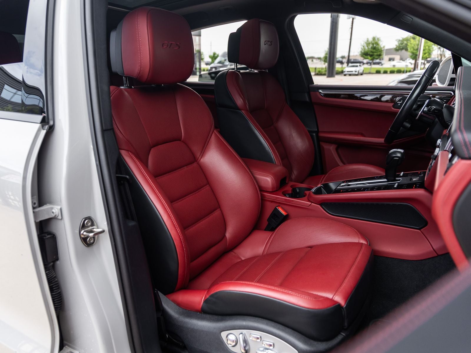 2023 Porsche Macan GTS