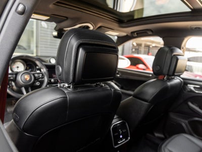 2024 Porsche Macan Macan GTS (MY24)