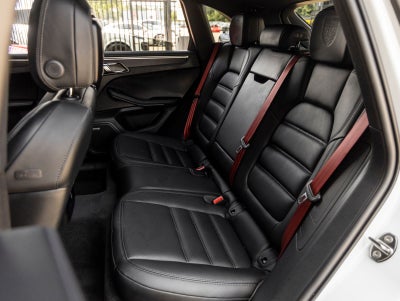 2024 Porsche Macan Macan GTS (MY24)
