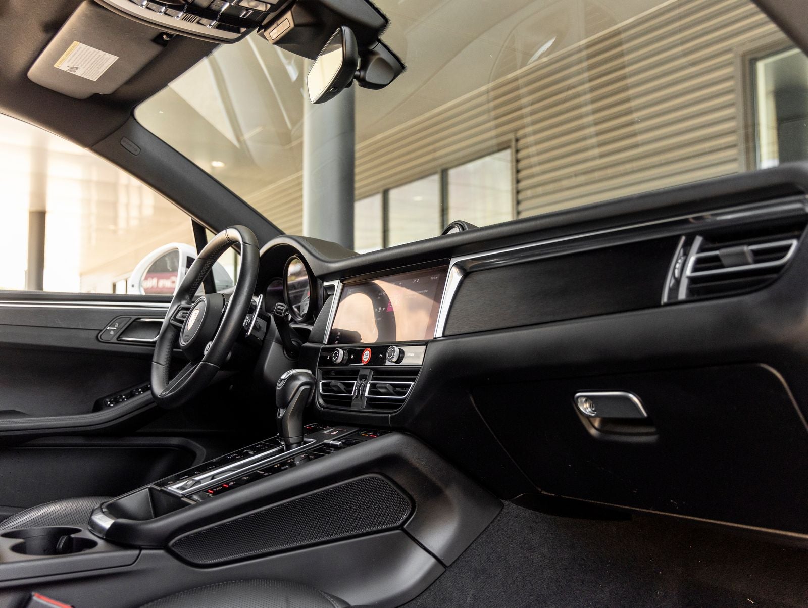 2024 Porsche Macan Macan GTS (MY24)