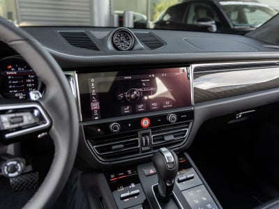 2026 Porsche Macan Macan GTS