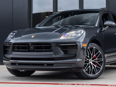 2024 Porsche Macan GTS