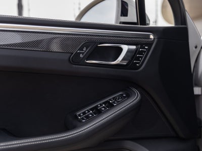 2024 Porsche Macan GTS