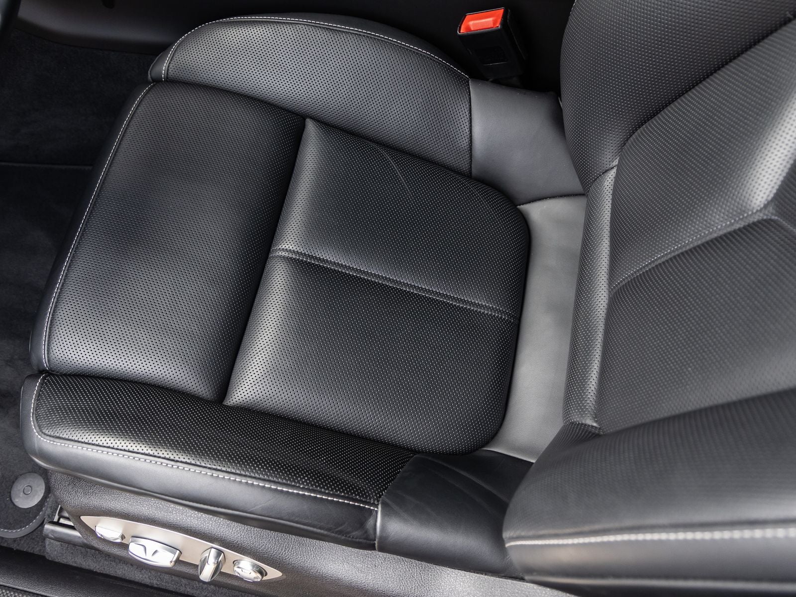 2024 Porsche Macan GTS