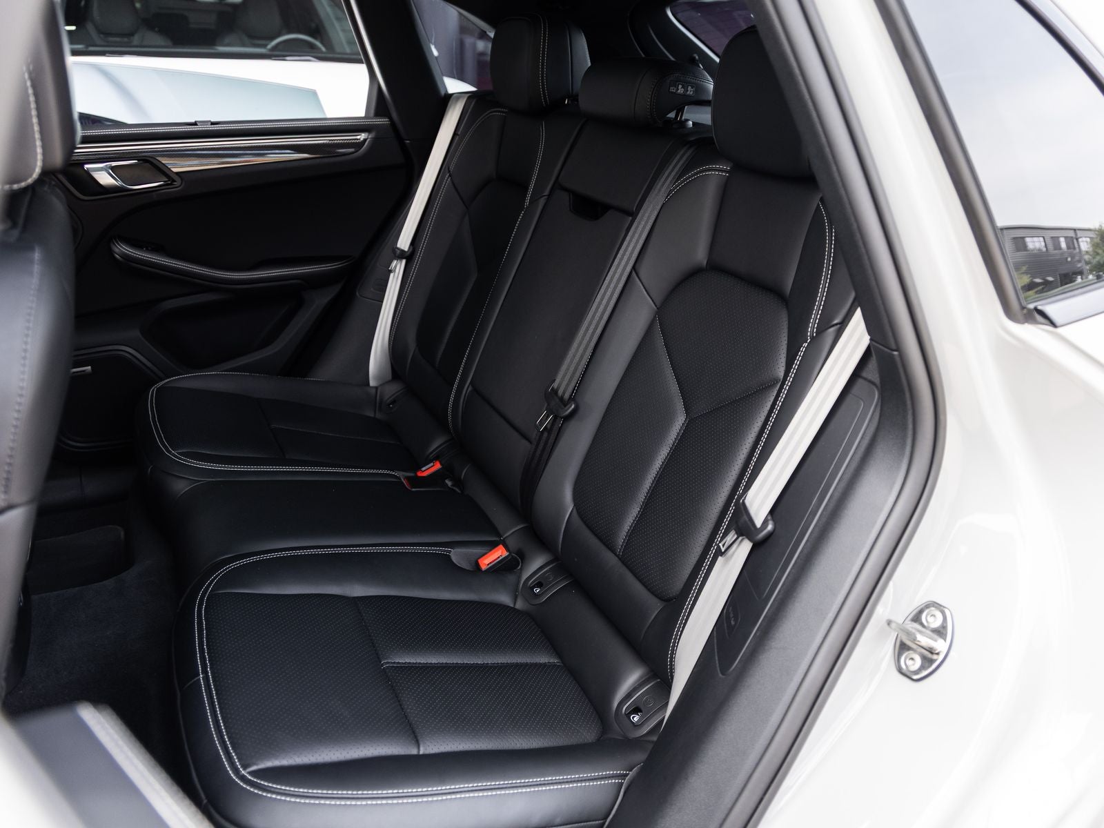2024 Porsche Macan GTS