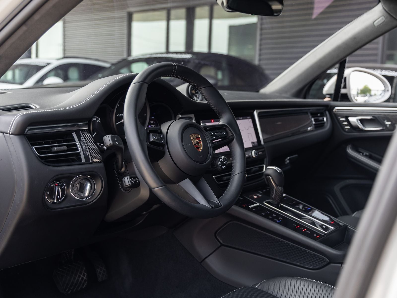 2024 Porsche Macan GTS