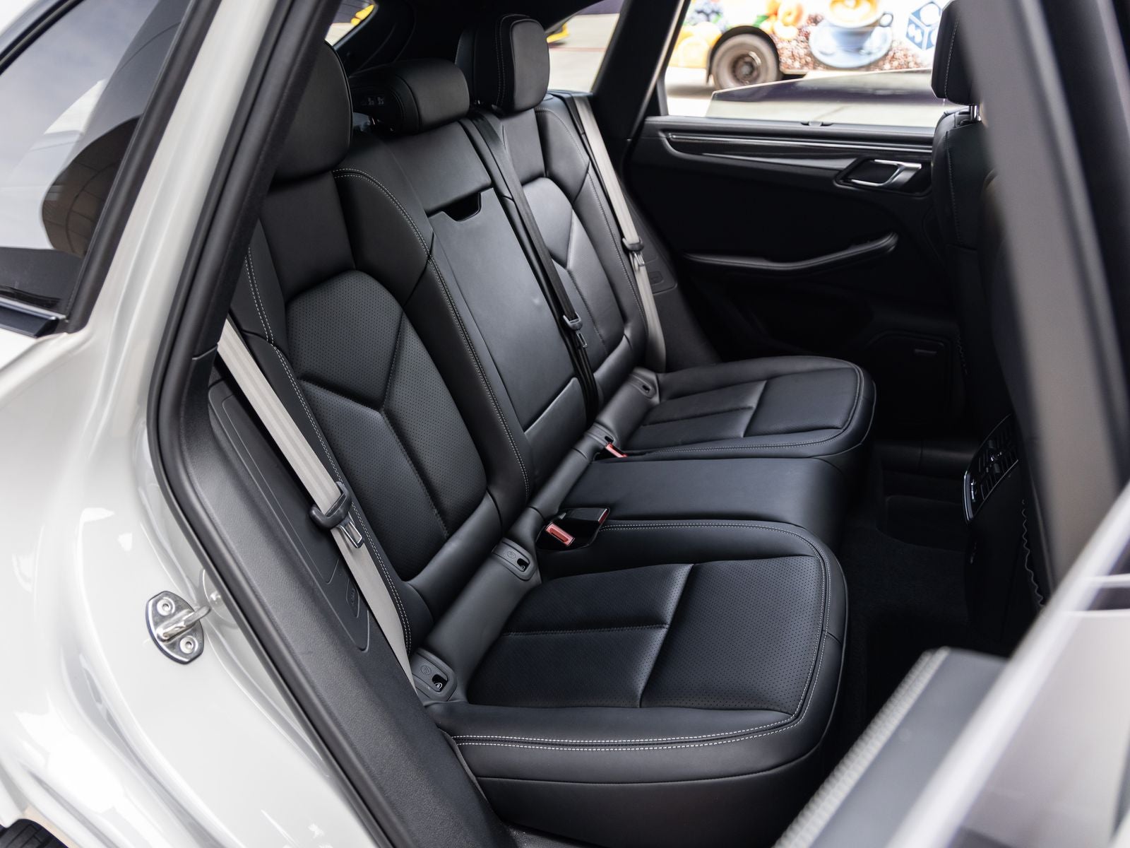 2024 Porsche Macan GTS