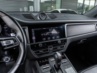 2023 Porsche Macan Macan GTS (MY23)