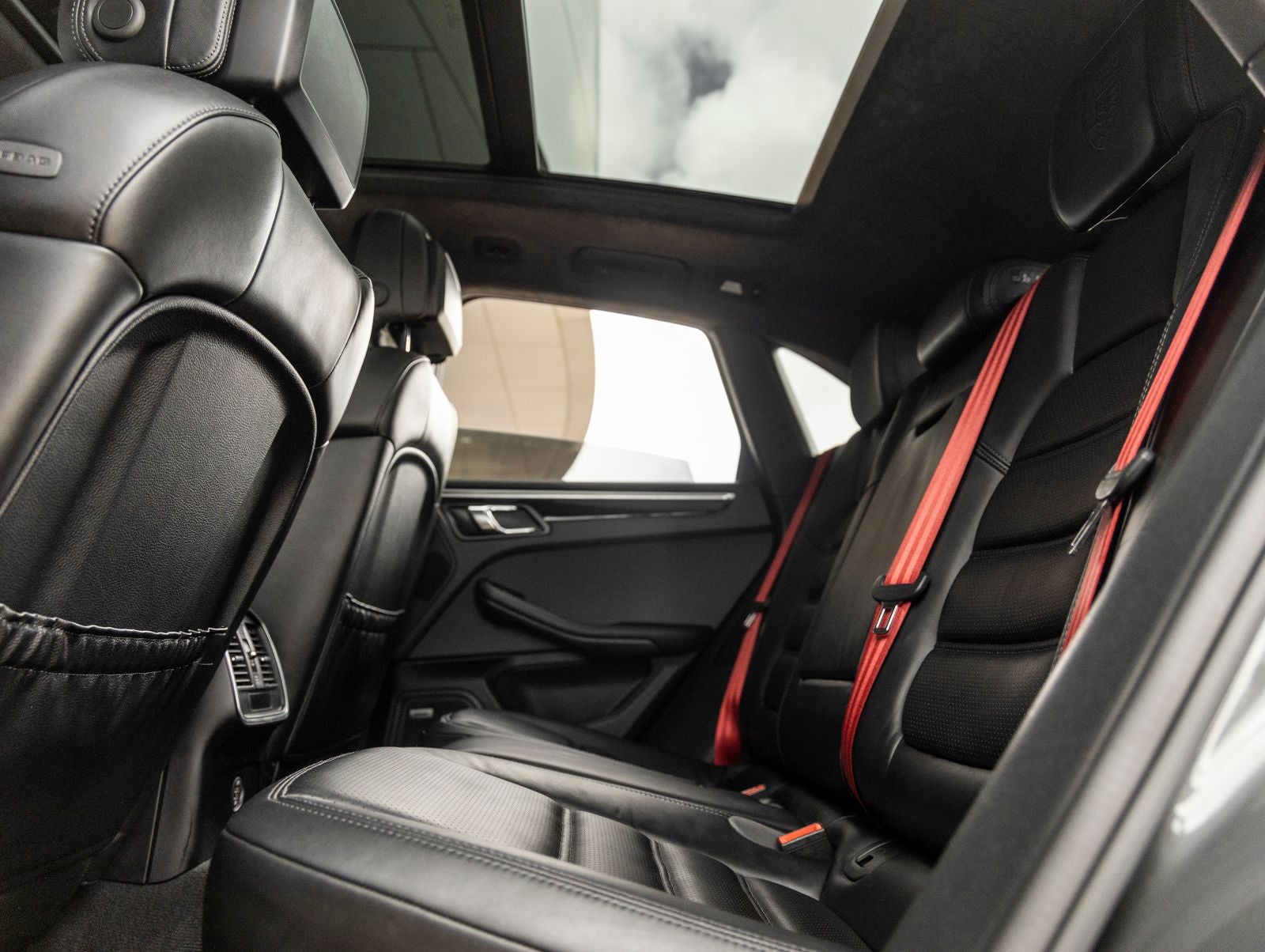 2017 Porsche Macan Turbo