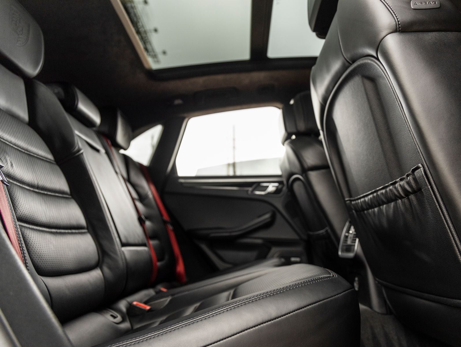 2017 Porsche Macan Turbo