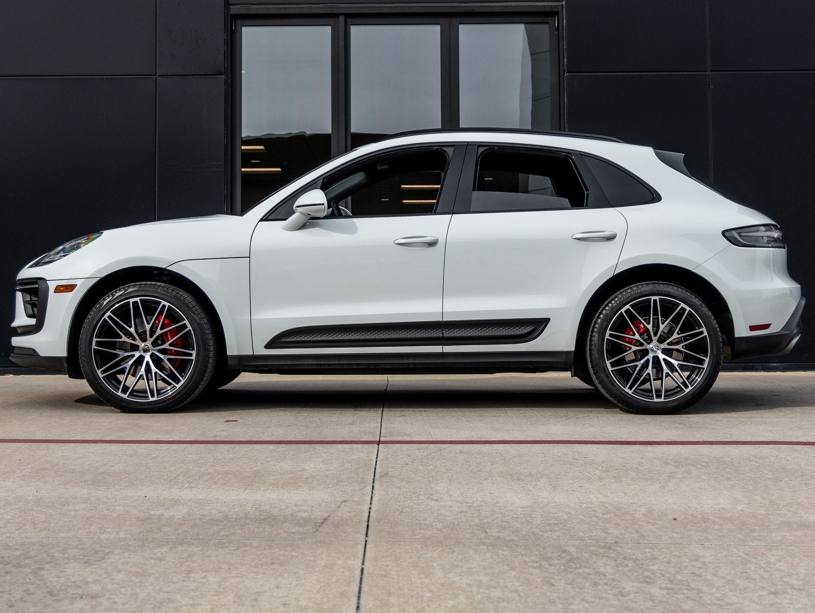 2024 Porsche Macan Macan S (MY24)