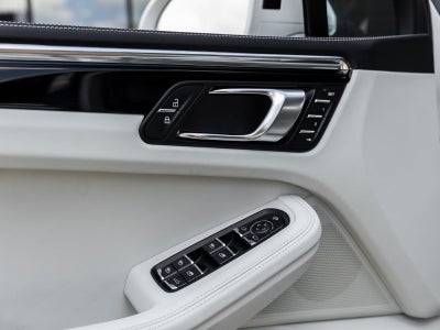 2026 Porsche Macan Macan S