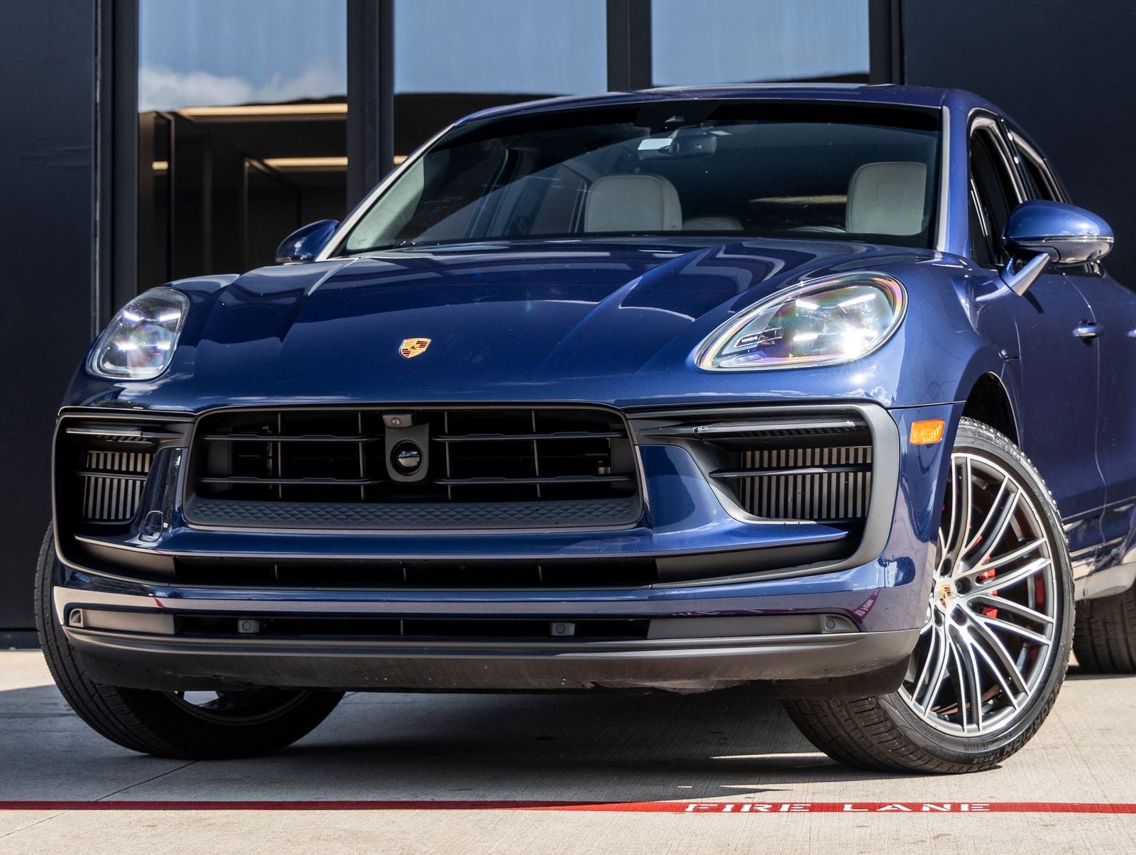 2023 Porsche Macan Macan S (MY23)