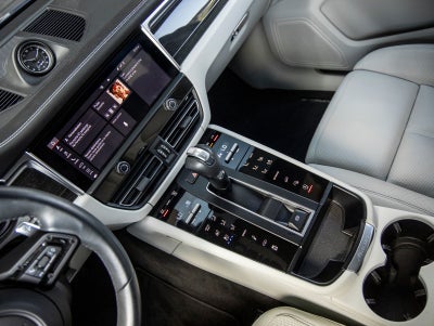 2023 Porsche Macan Macan S (MY23)