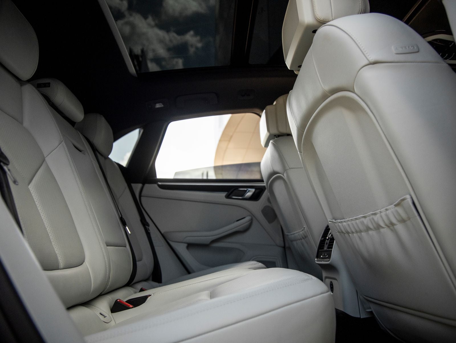 2023 Porsche Macan Macan S (MY23)