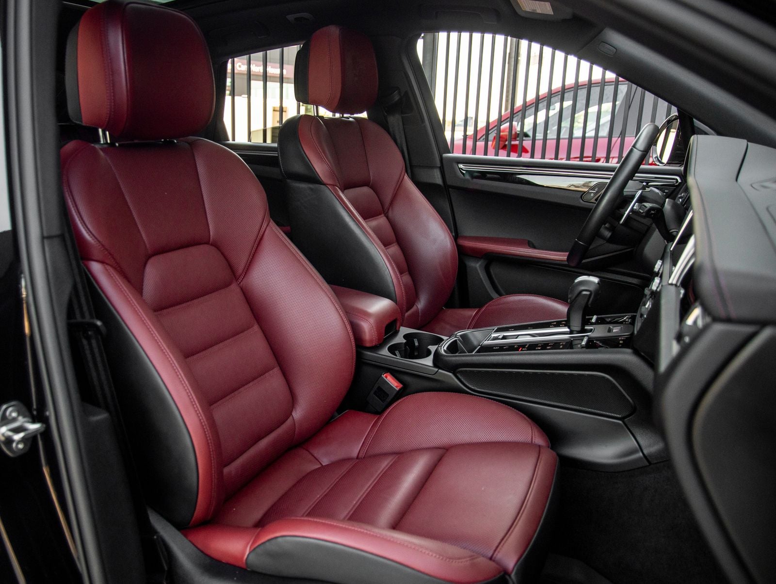 2024 Porsche Macan S