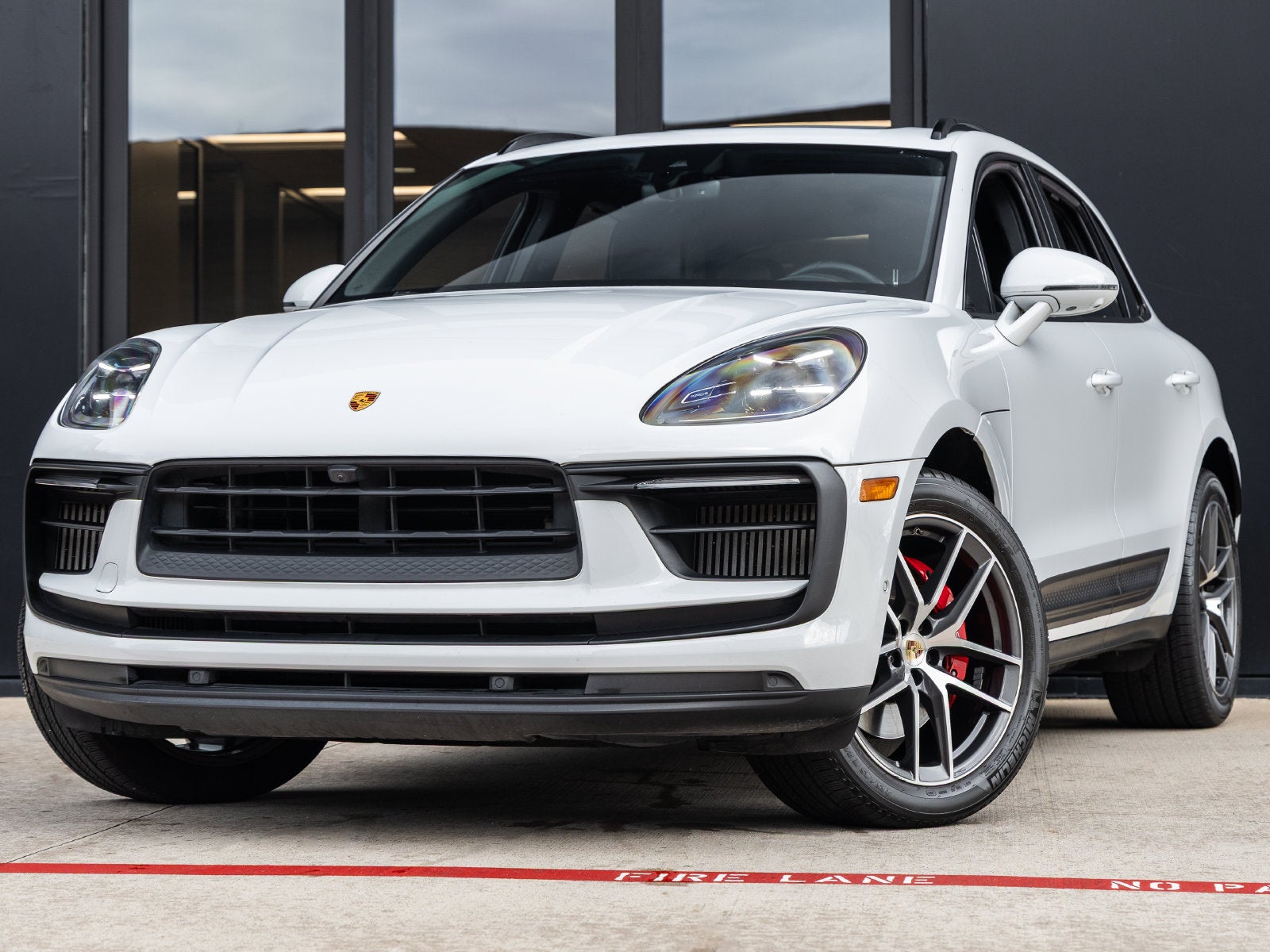 2022 Porsche Macan Macan S