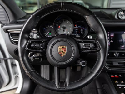 2022 Porsche Macan Macan S