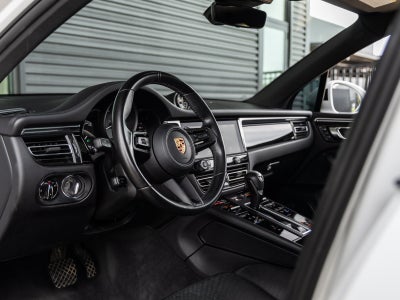 2022 Porsche Macan Macan S