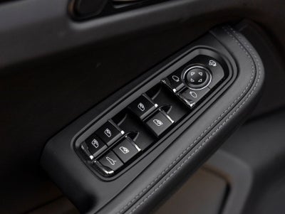 2025 Porsche Macan Macan S