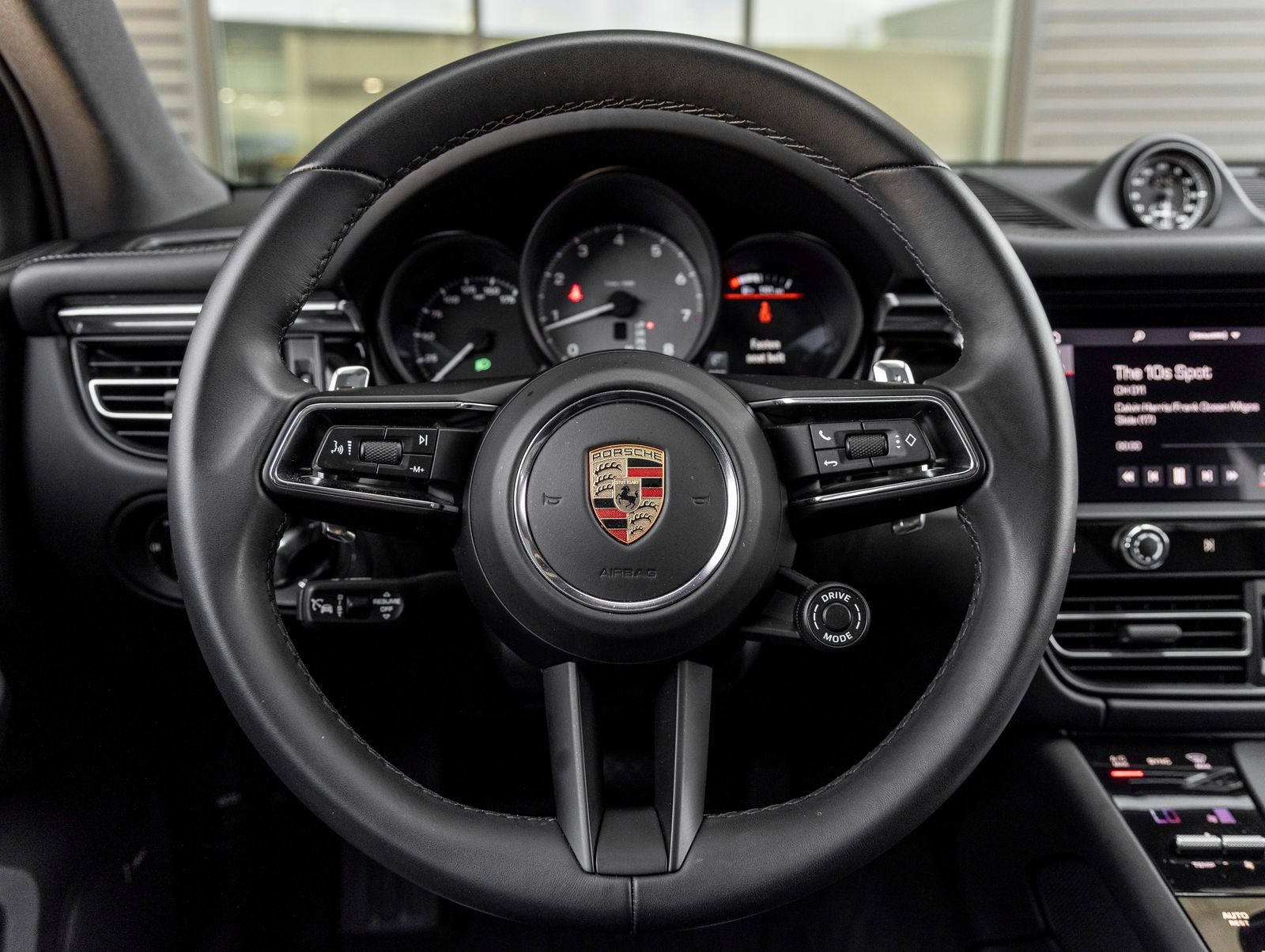 2025 Porsche Macan Macan S