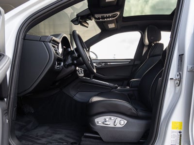 2026 Porsche Macan Macan S