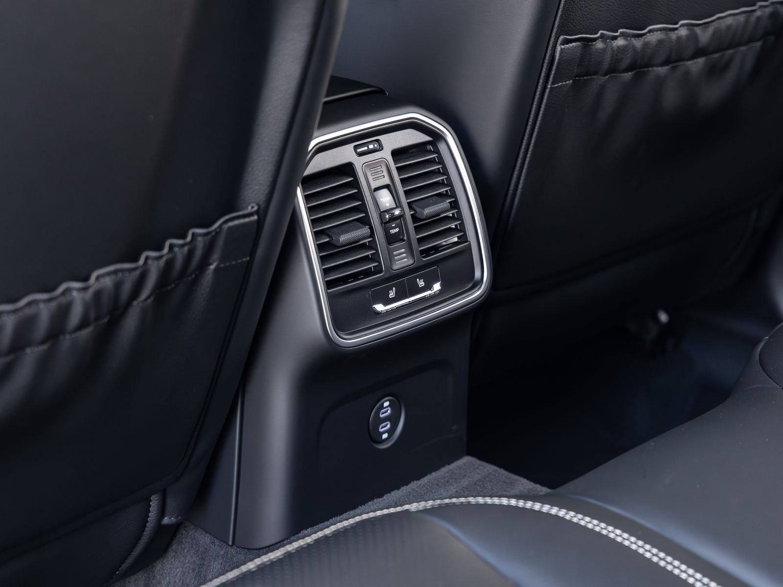 2026 Porsche Macan Macan S