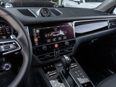 2026 Porsche Macan Macan S