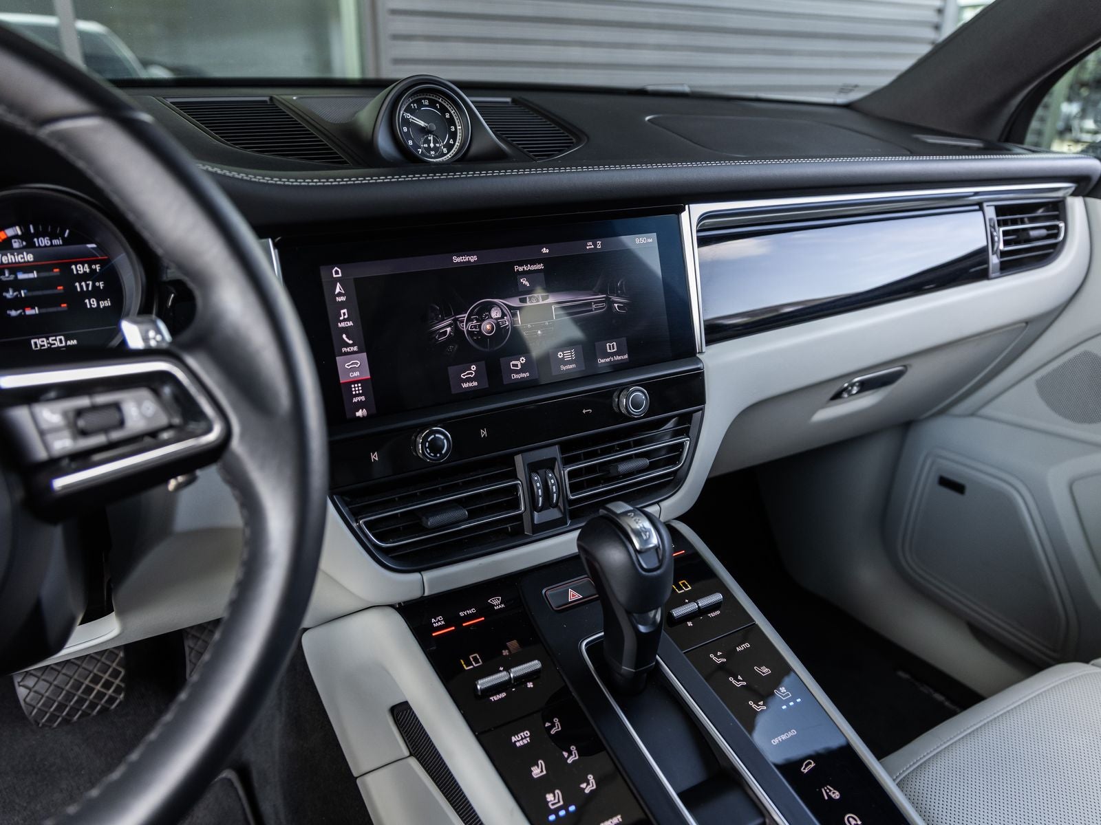 2022 Porsche Macan S