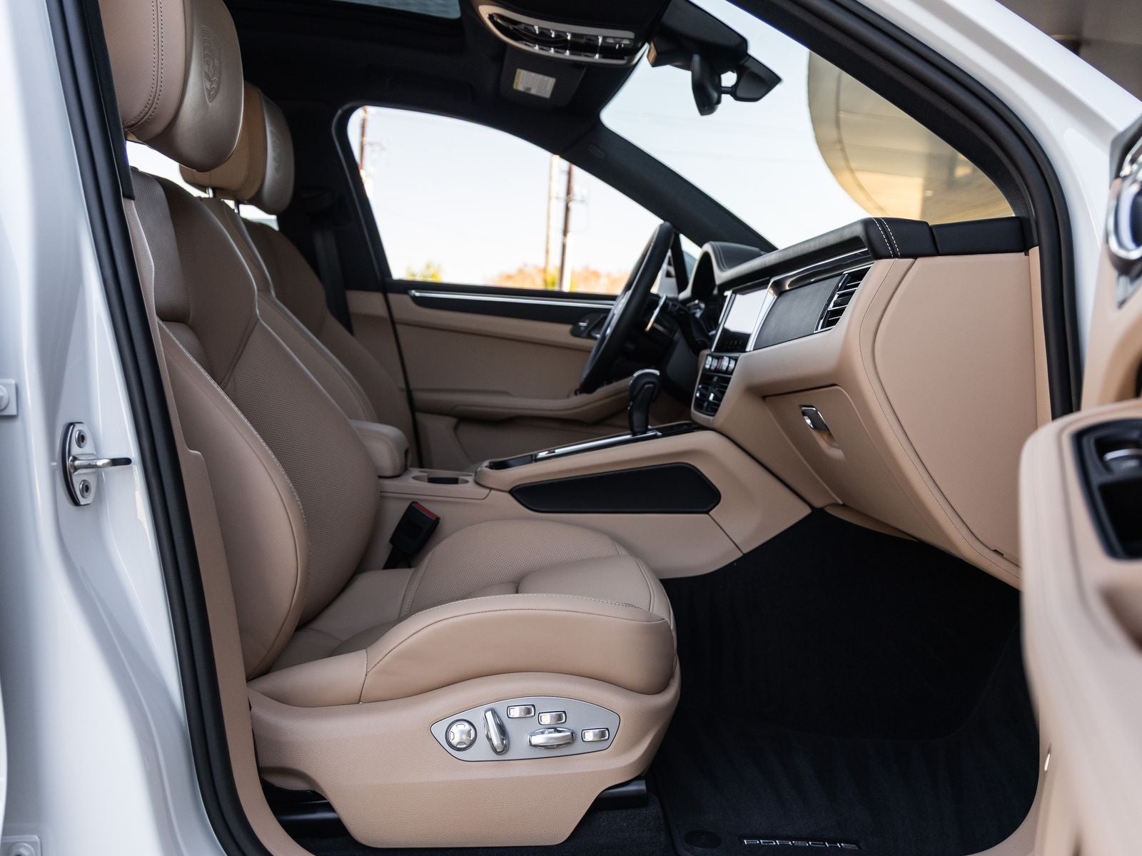 2026 Porsche Macan Macan S