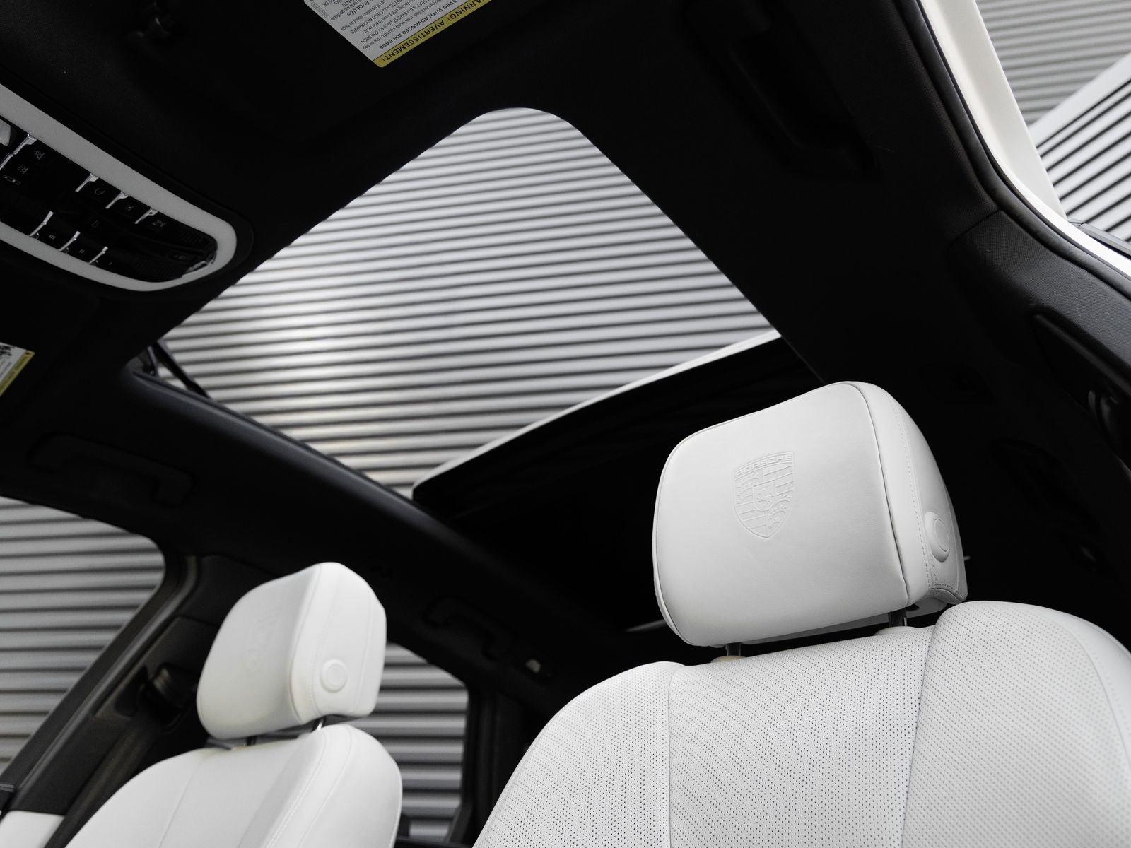 2022 Porsche Macan S