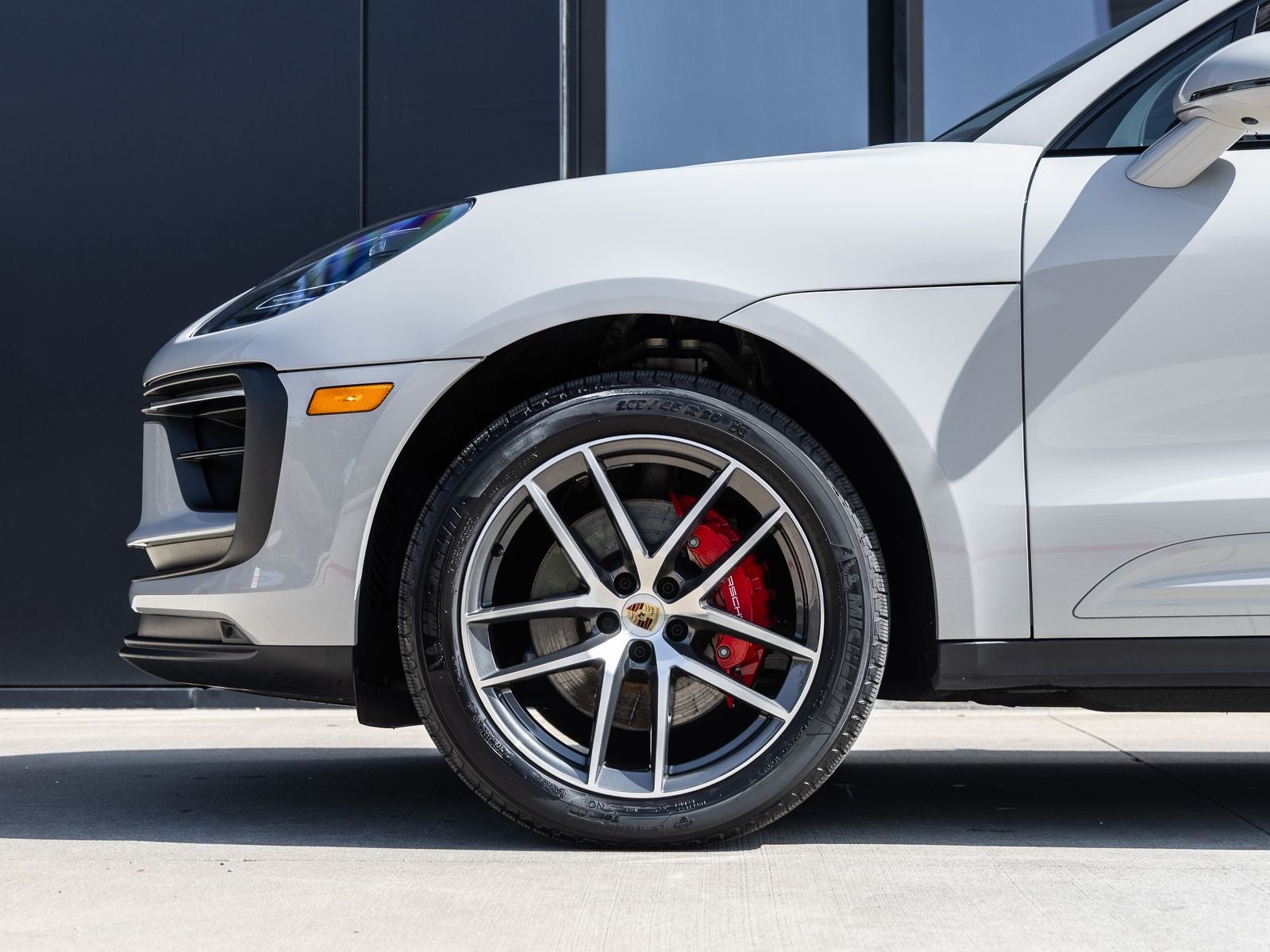 2024 Porsche Macan Macan S