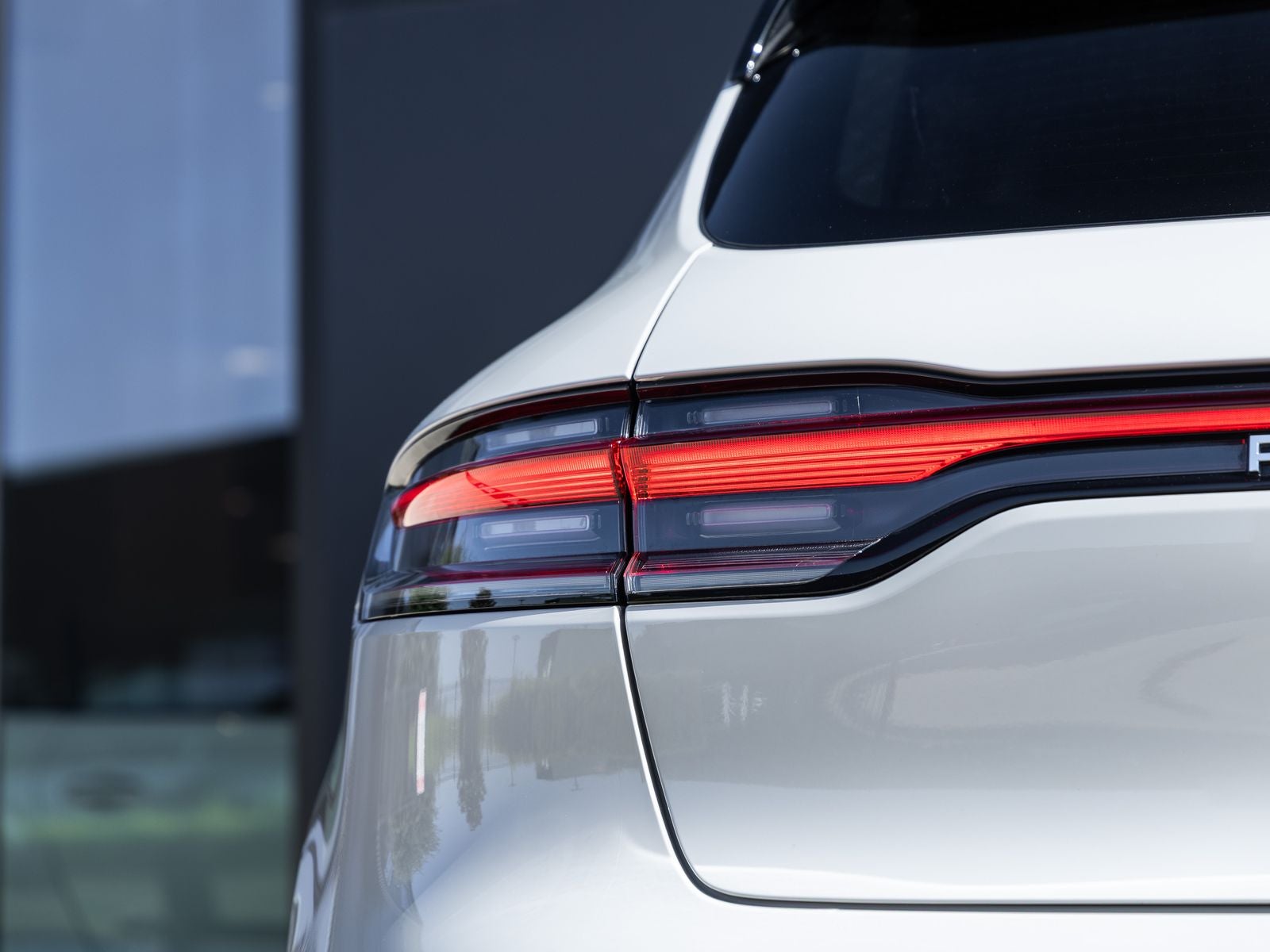 2024 Porsche Macan Macan S