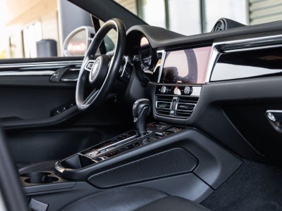2024 Porsche Macan Macan S