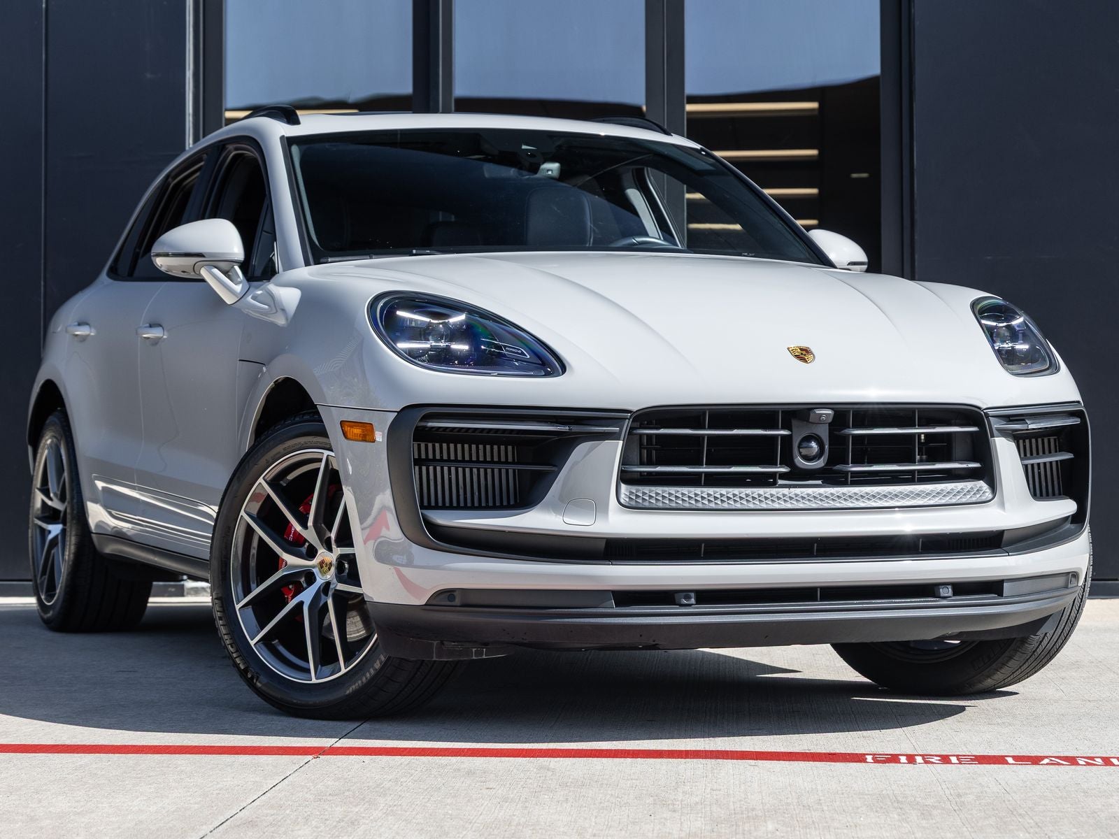 2024 Porsche Macan Macan S