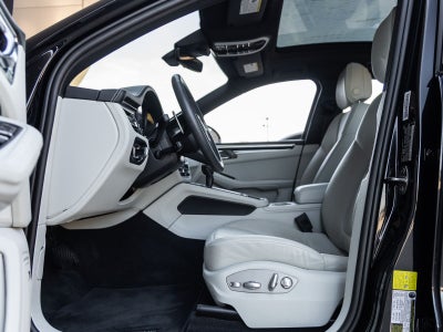 2024 Porsche Macan Macan S