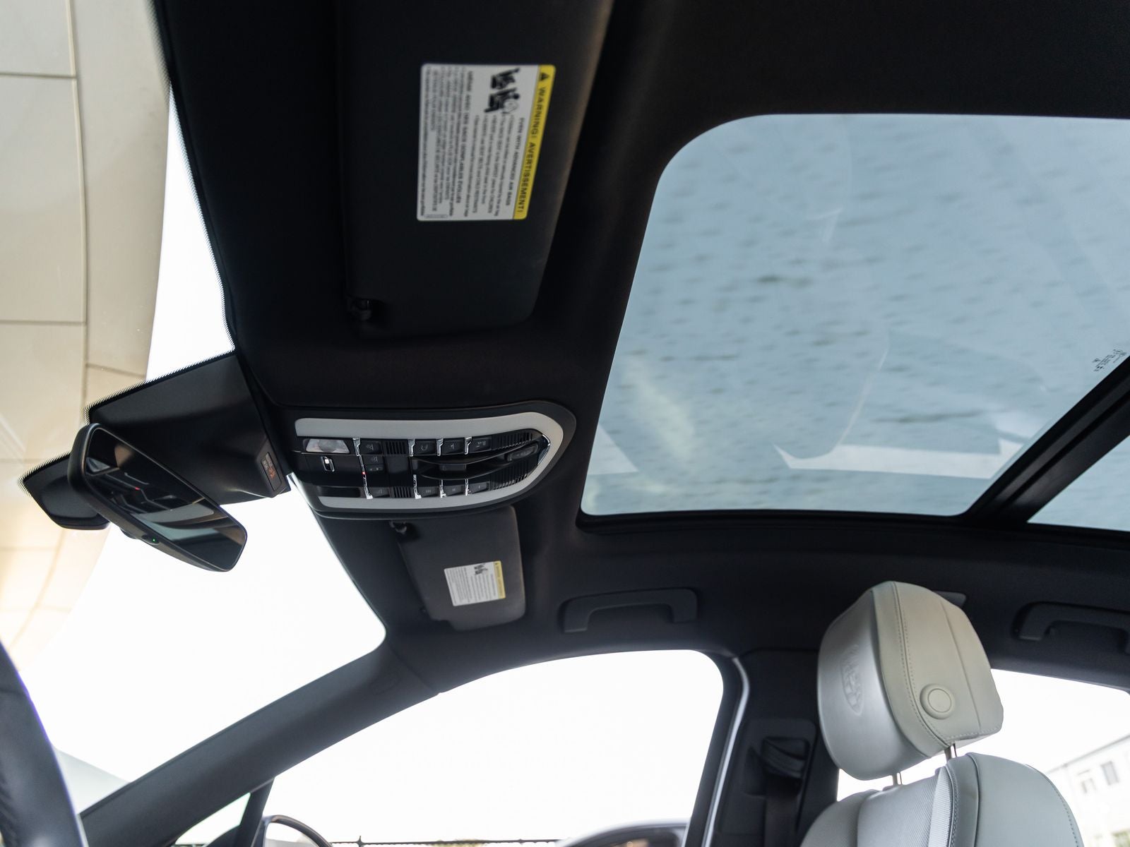 2024 Porsche Macan Macan S