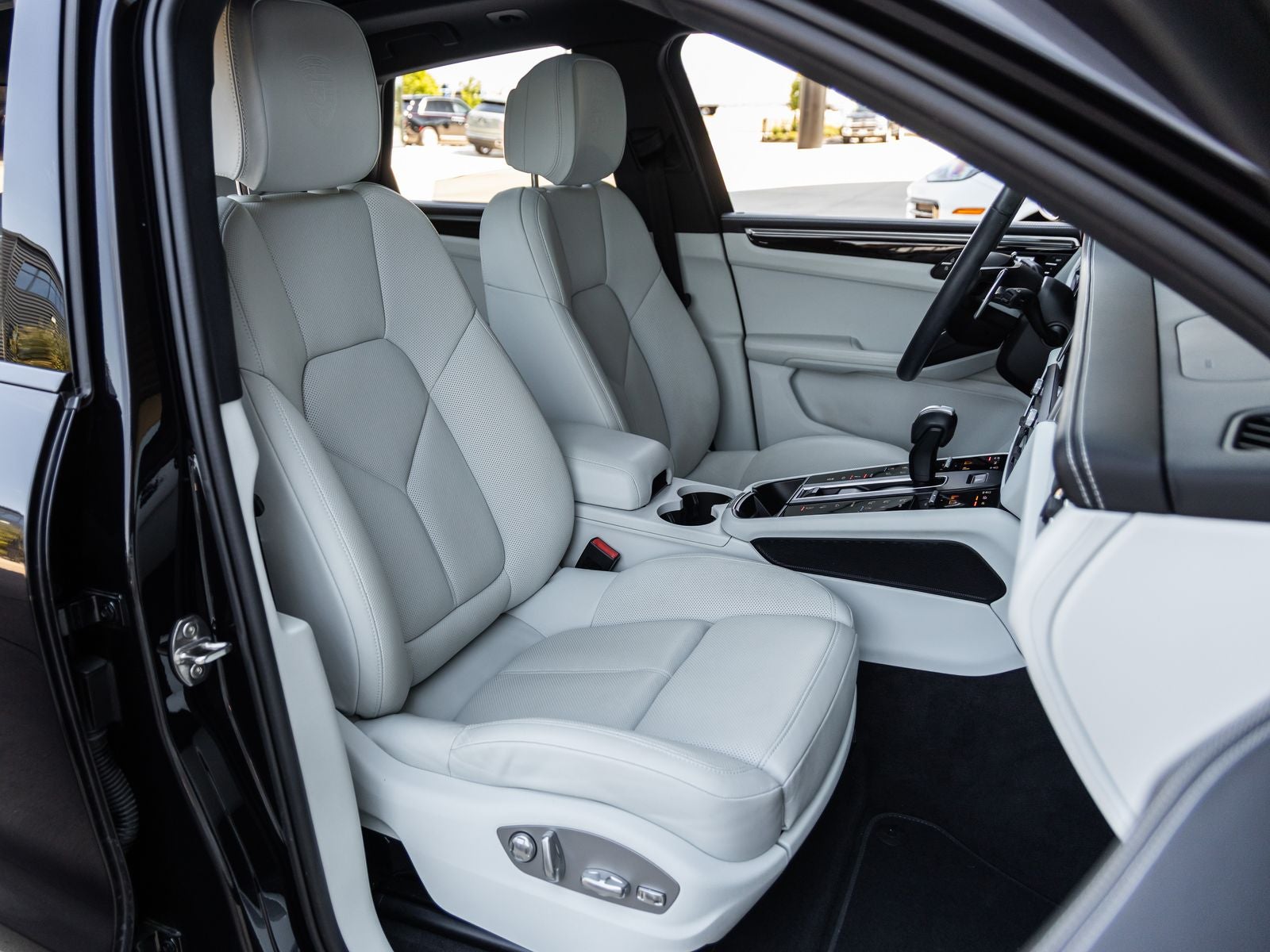 2024 Porsche Macan Macan S