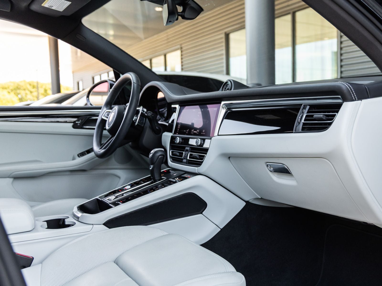 2024 Porsche Macan Macan S