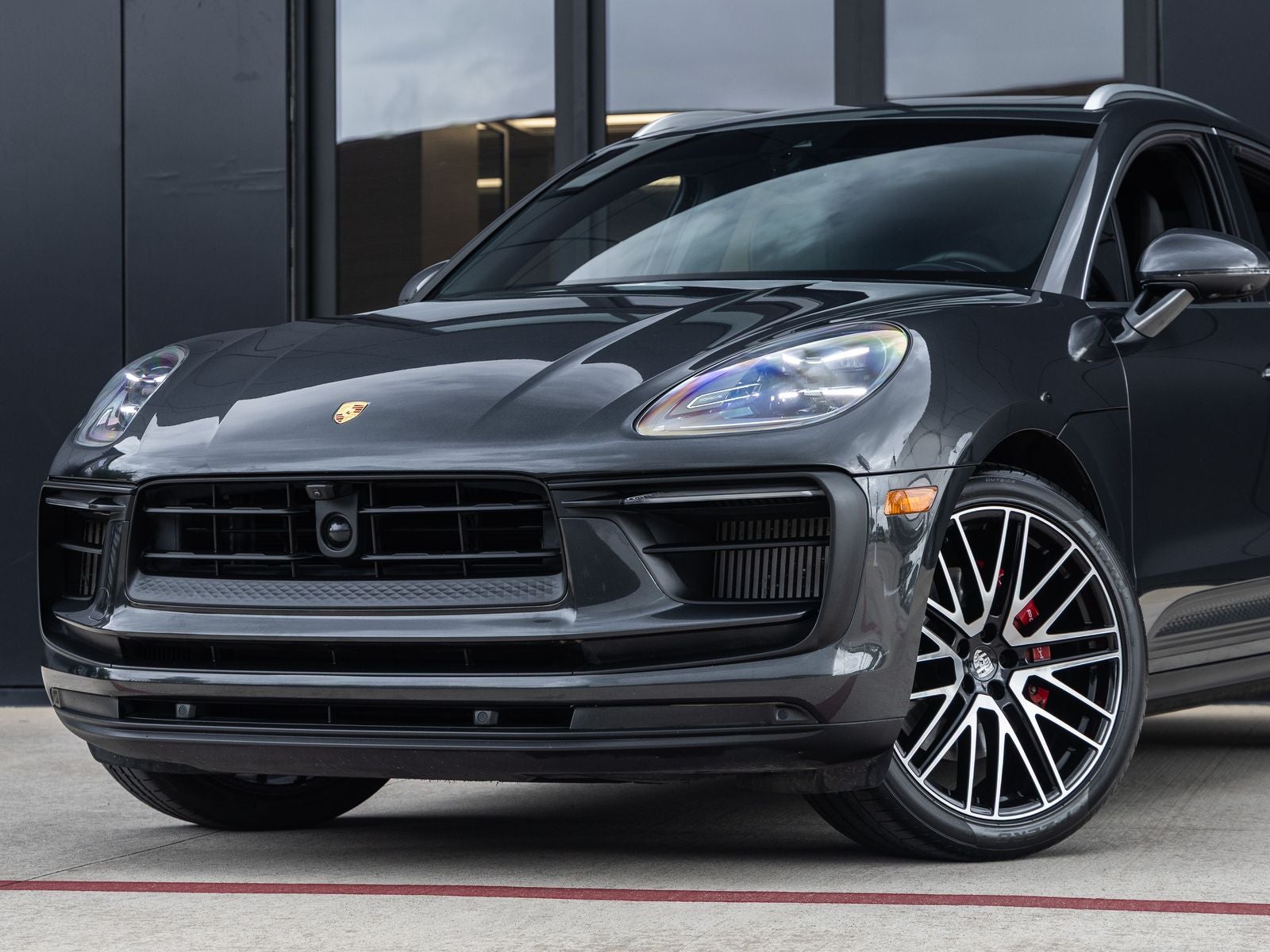 2024 Porsche Macan S