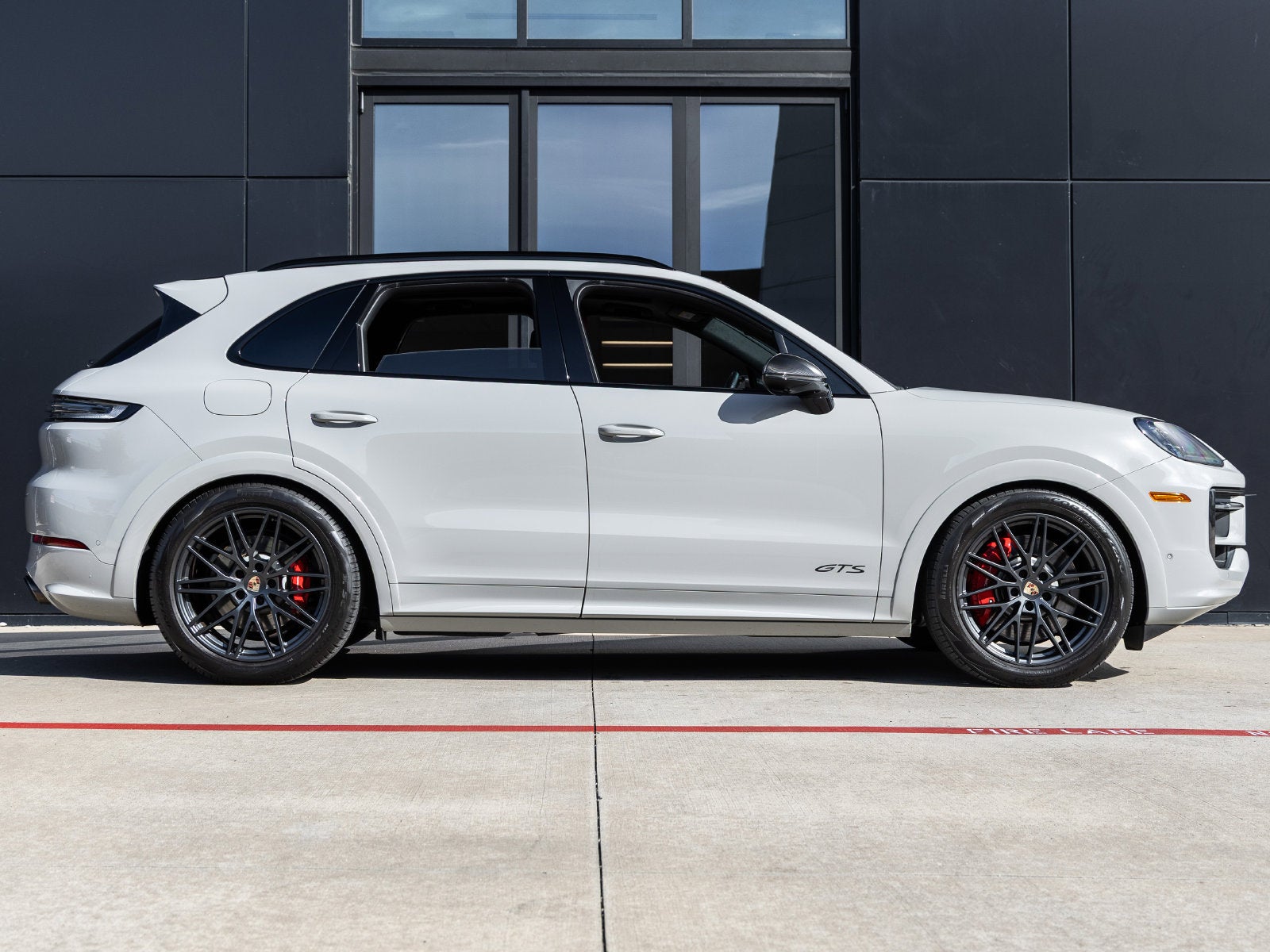 2025 Porsche Cayenne Cayenne GTS