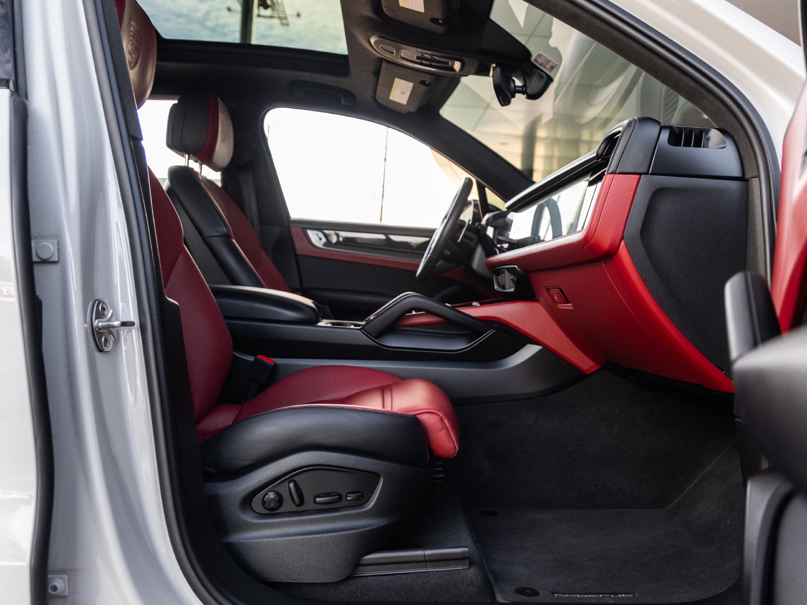 2025 Porsche Cayenne Cayenne GTS