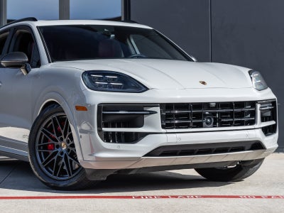 2025 Porsche Cayenne Cayenne GTS