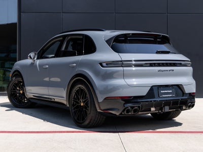 2026 Porsche Cayenne Cayenne GTS