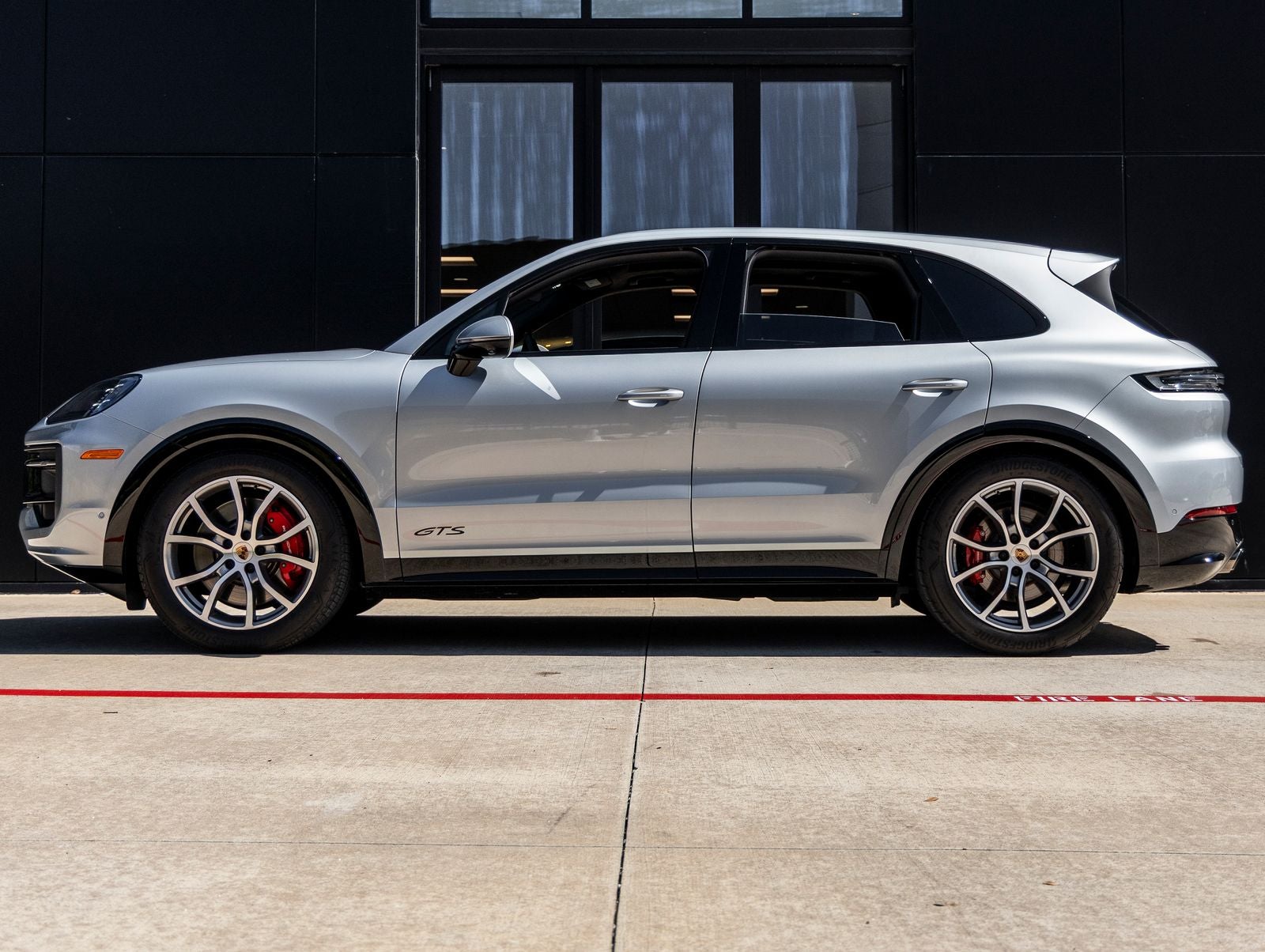2025 Porsche Cayenne GTS