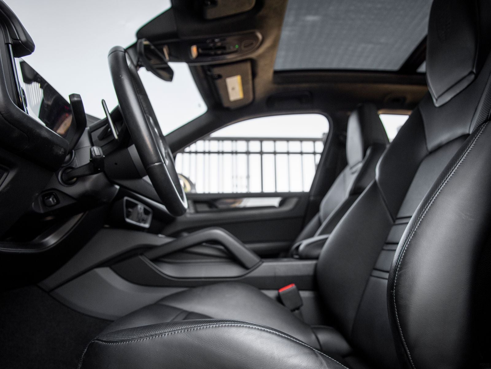 2025 Porsche Cayenne GTS